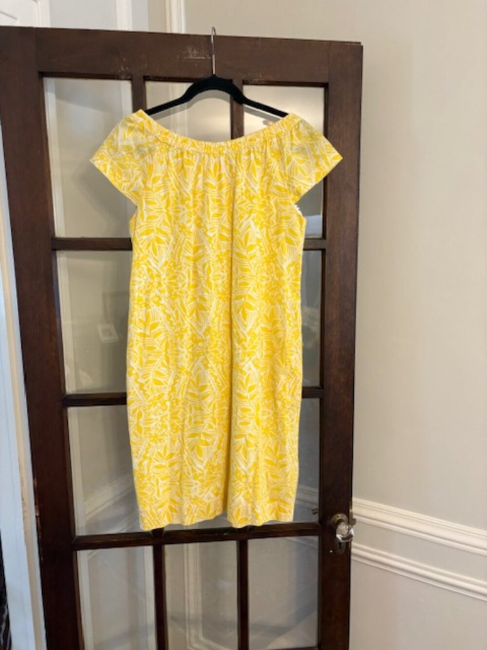 Lilly Pulitzer Sullivan Dress in Yellow Floral Pattern, Size Medium - Picture 4 of 4